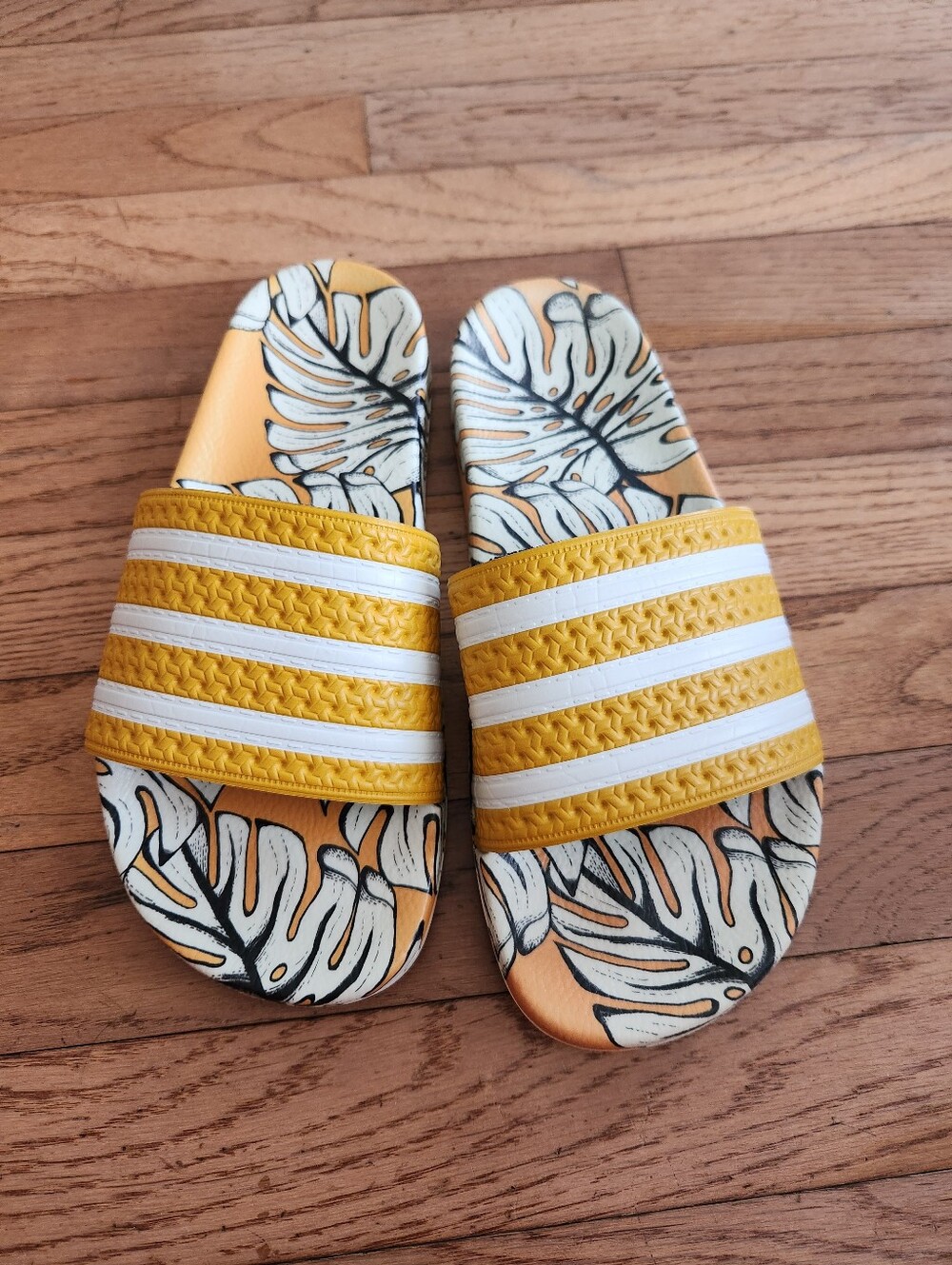 Womens adidas Slides Size 8